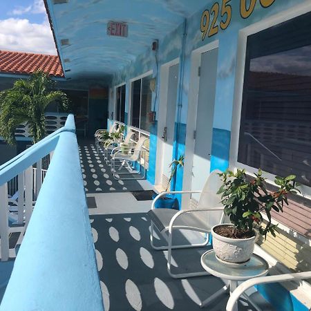 The 925 Ocean Boutique Hotel Диърфийлд Бийч Екстериор снимка